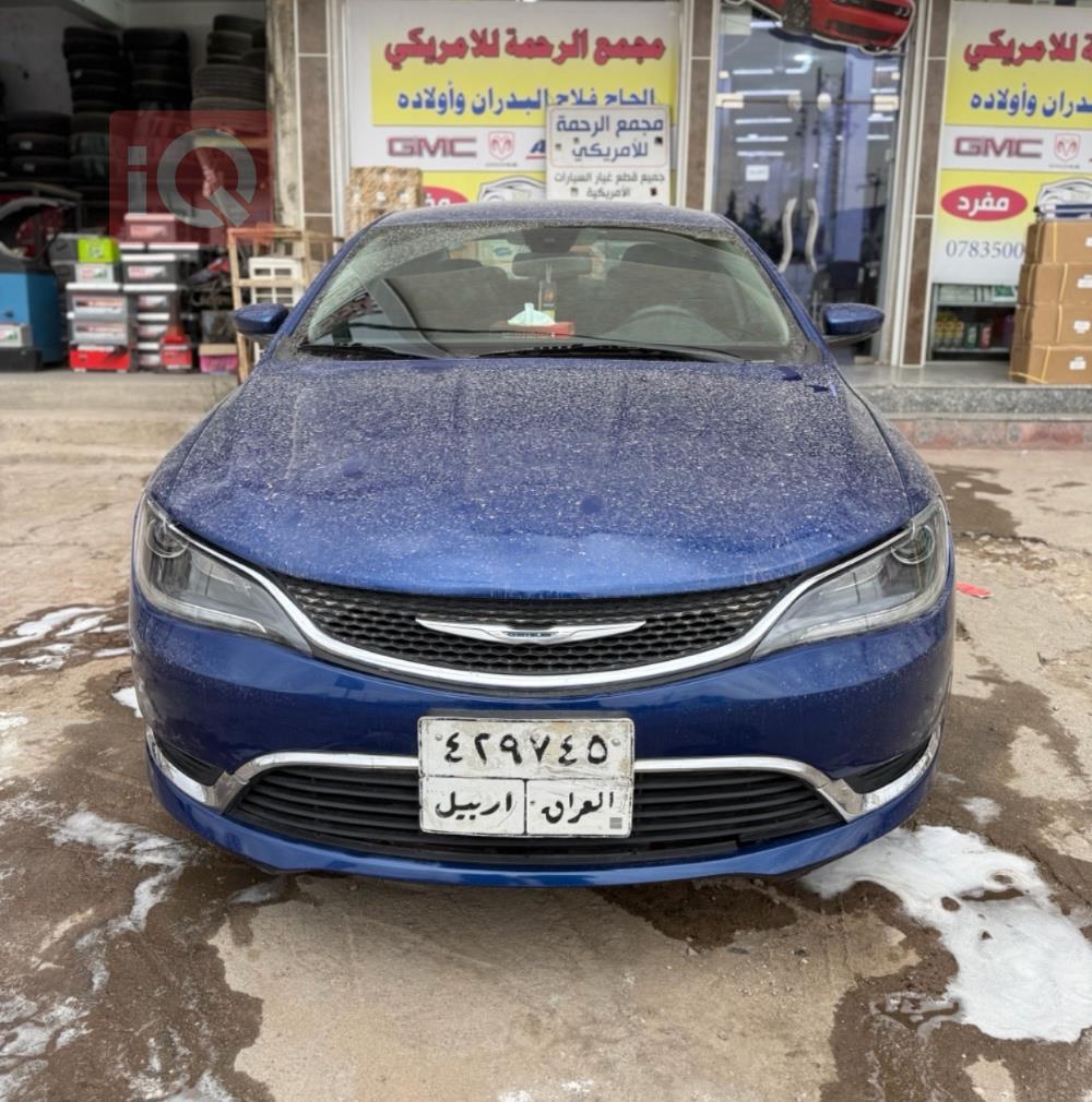 کرایسلەر 200